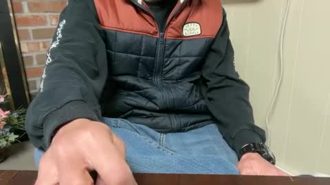 Snapshot of keahi420 chatting on 11-03-25, 04:52 keahi420 online show from 11-03-25, 04:52