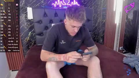 Keane online show from 11-08-25, 02:06