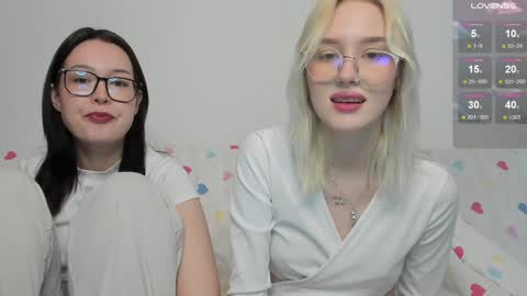 Seb Polly Roxy Jonny online show from 12-16-24, 05:59