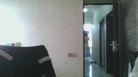 Snapshot of keetherwulf chatting on 02-18-26, 12:23 keetherwulf online show from 02-18-26, 12:23