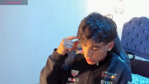 Snapshot of keevin_cross_ chatting on 03-10-25, 09:29 Keevin online show from 03-10-25, 09:29