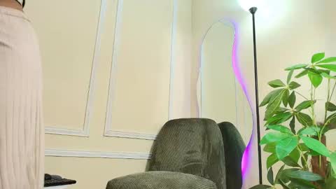 keila online show from 10-12-25, 12:26