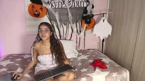 keila online show from 10-30-25, 02:57