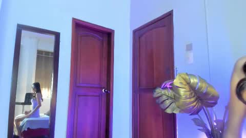 Snapshot of keimywilde chatting on 12-16-25, 06:02 Keimy Wilde online show from 12-16-25, 06:02