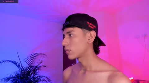 Alejandro Gonzalez online show from 10-02-25, 06:42