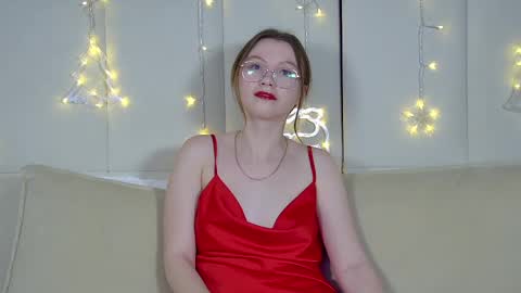 Keira online show from 12-24-24, 03:38