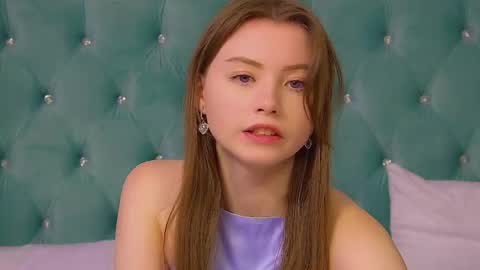 Snapshot of keiraace chatting on 10-08-25, 06:27 Keira online show from 10-08-25, 06:27