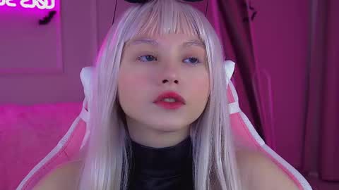 Snapshot of keiraace chatting on 10-29-25, 07:04 Keira online show from 10-29-25, 07:04