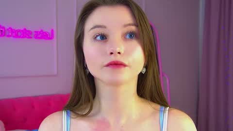 Snapshot of keiraace chatting on 11-09-25, 06:17 Keira online show from 11-09-25, 06:17