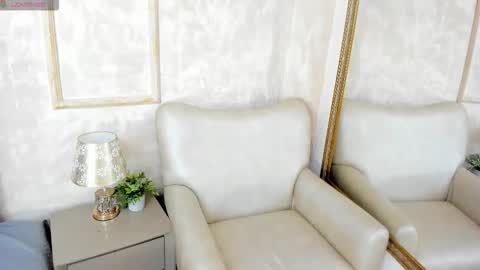 Snapshot of keirahartz chatting on 12-22-25, 03:47 keirahartz online show from 12-22-25, 03:47