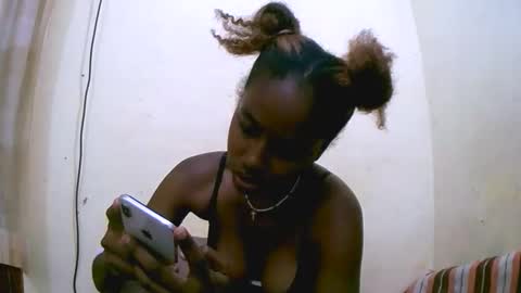 Snapshot of keisha759446 chatting on 11-12-25, 11:21 keisha759446 online show from 11-12-25, 11:21