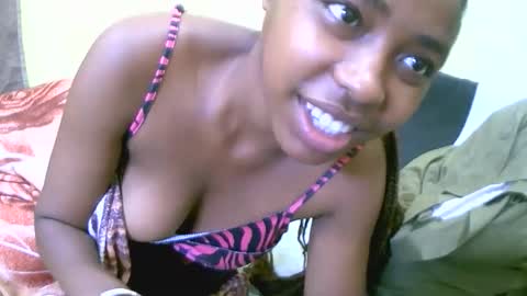 Snapshot of keisha759446 chatting on 11-21-25, 08:13 keisha759446 online show from 11-21-25, 08:13