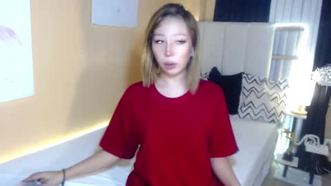 Snapshot of keisha_kiss chatting on 02-08-25, 11:22 Aiah online show from 02-08-25, 11:22