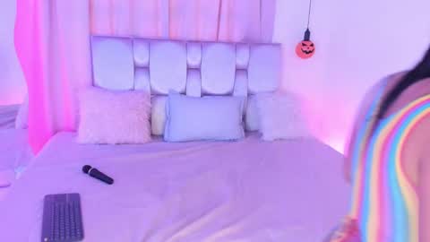 Snapshot of keisy_2 chatting on 10-23-25, 02:16 Keisy online show from 10-23-25, 02:16