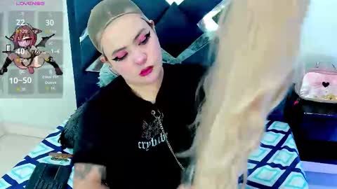 keitch_cute online show from 10-18-25, 01:45