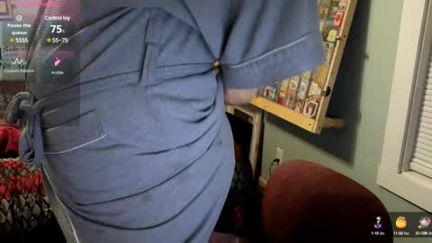 Snapshot of keithobrian chatting on 02-12-25, 06:29 Keithobrian online show from 02-12-25, 06:29