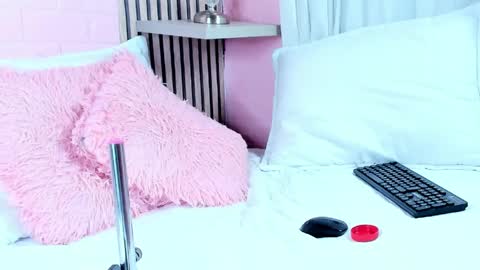 kelly_666 online show from 04-12-26, 03:22