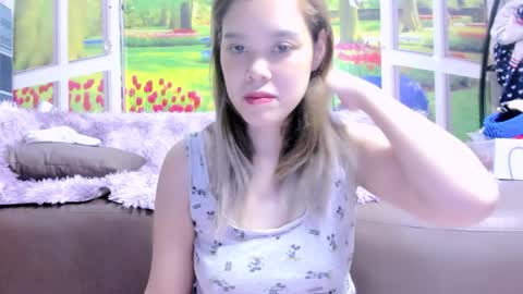 Kelly online show from 11-05-25, 03:06