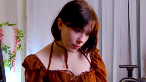 Snapshot of kelly_fooxx chatting on 10-26-25, 09:37 Kelly online show from 10-26-25, 09:37