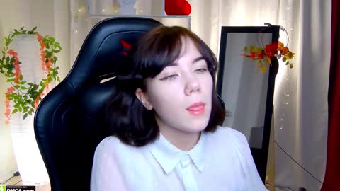 Snapshot of kelly_fooxx chatting on 11-04-25, 09:19 Kelly online show from 11-04-25, 09:19