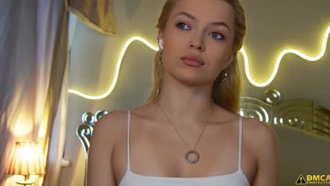 Kelly online show from 11-19-25, 05:40