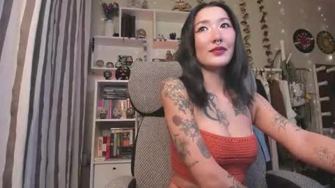 Leia online show from 10-24-25, 06:32