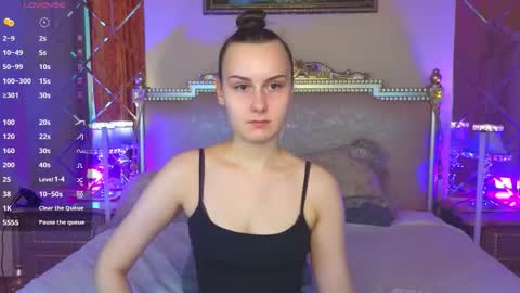 Im Kelly online show from 10-12-25, 11:53