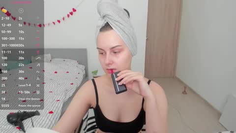 Snapshot of kellycartie chatting on 03-03-26, 10:10 Im Kelly online show from 03-03-26, 10:10