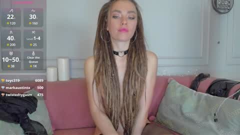 KellyFouler online show from 12-08-24, 07:32