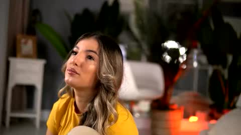 Denise online show from 10-31-25, 01:50