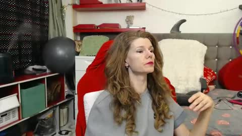 kelly online show from 01-01-25, 02:51