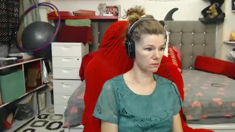 kelly online show from 01-20-25, 02:43