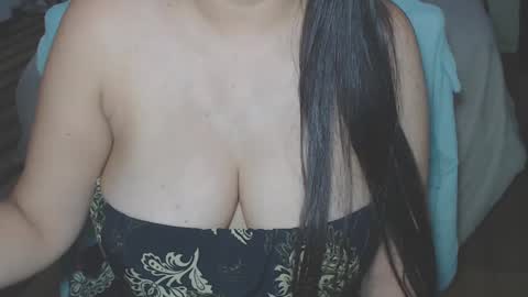 Snapshot of kellyshowpv chatting on 12-13-24, 04:54 Kellyshow online show from 12-13-24, 04:54