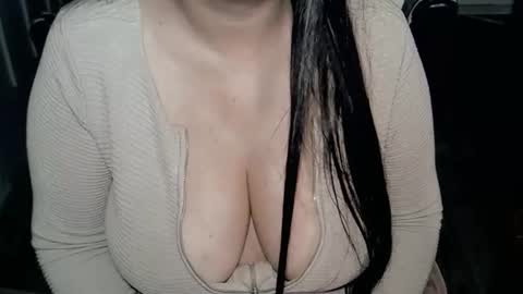 Snapshot of kellyshowpv chatting on 10-27-25, 05:39 Kellyshow online show from 10-27-25, 05:39