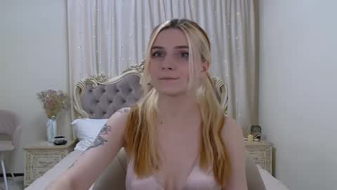 Kelly Stoneys online show from 01-31-25, 06:13