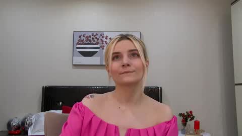 Kelly Stoneys online show from 02-02-25, 05:42