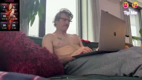 Snapshot of ken_davids chatting on 01-10-26, 09:44 KenD online show from 01-10-26, 09:44