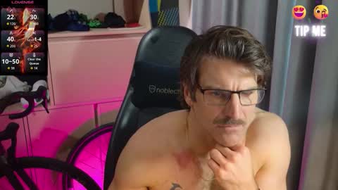 Snapshot of ken_davids chatting on 01-13-26, 09:03 KenD online show from 01-13-26, 09:03