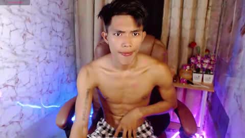 ken_minjun online show from 04-09-26, 10:31