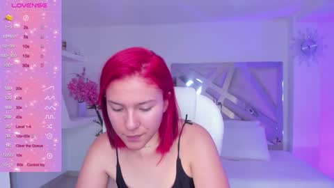 Kendall Jenner online show from 02-09-25, 03:43