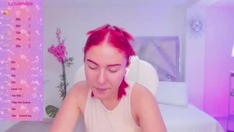 Kendall Jenner online show from 02-11-25, 04:11