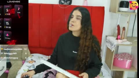 Mariana online show from 02-15-25, 01:31