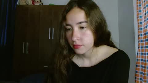 Snapshot of kendal_di chatting on 10-29-25, 09:27 kendal_di online show from 10-29-25, 09:27