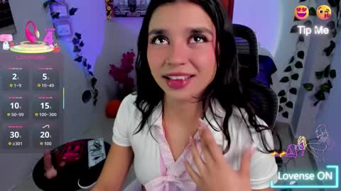 Snapshot of kendal_jenerr chatting on 11-29-25, 03:48 Carolina online show from 11-29-25, 03:48