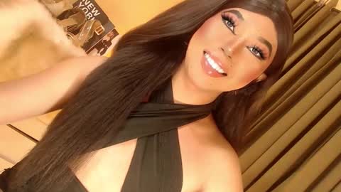 Snapshot of kendalair chatting on 10-09-25, 06:28 Ebony online show from 10-09-25, 06:28