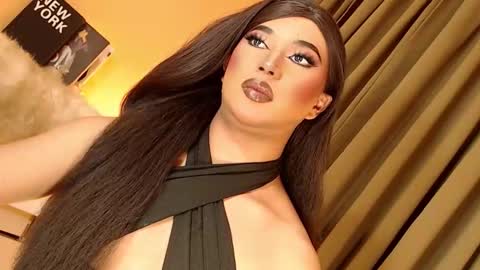 Snapshot of kendalair chatting on 10-20-25, 05:24 Ebony online show from 10-20-25, 05:24