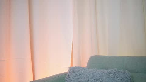  Kendal  online show from 11-11-25, 08:42