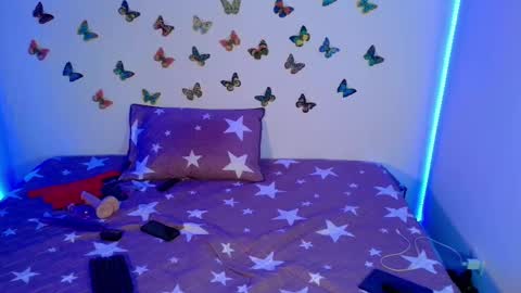 kendallgil online show from 12-29-24, 06:14