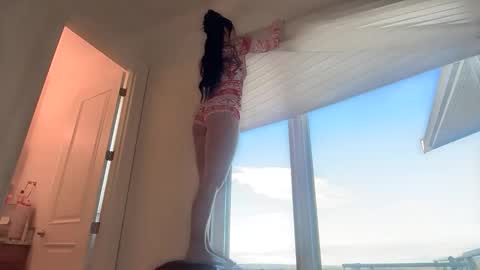 Snapshot of kendallmonroee chatting on 12-22-25, 07:44 kendallmonroee online show from 12-22-25, 07:44