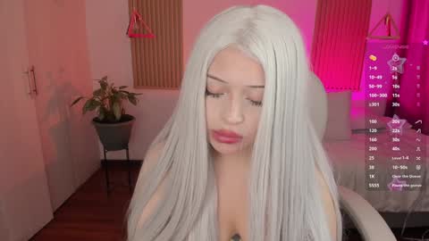 Kendall  online show from 10-17-25, 08:22